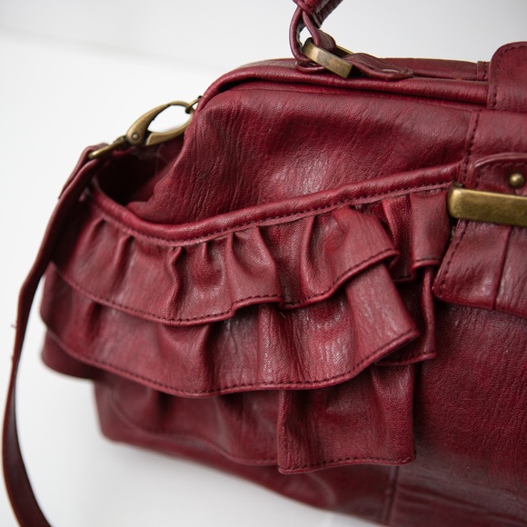 Jessica Simpson Purse with Ruffles! - Picture 5 of 10